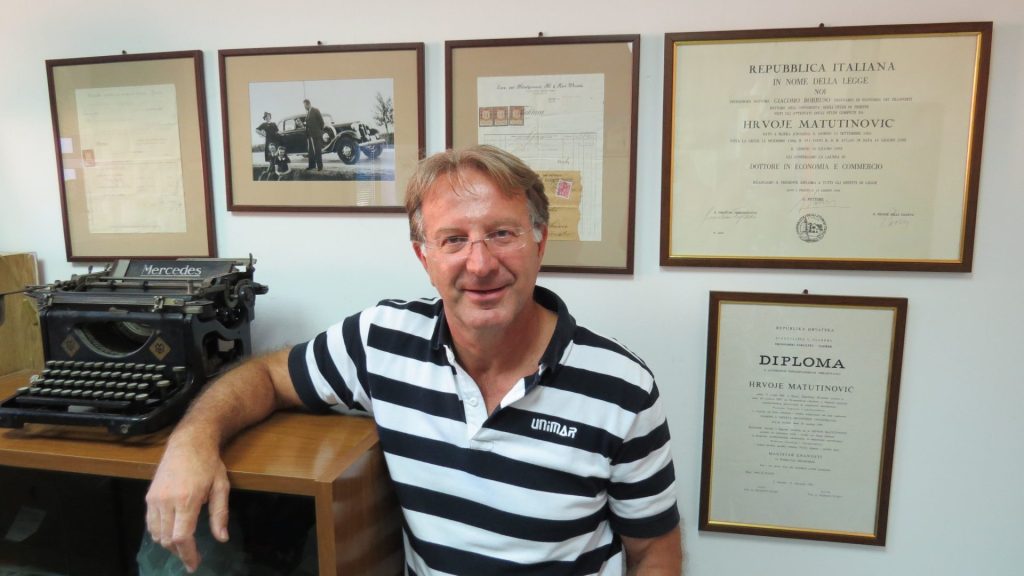 Hrvoje Matutinović u uredu svoje tvrtke u Rijeci, srpanj 2015