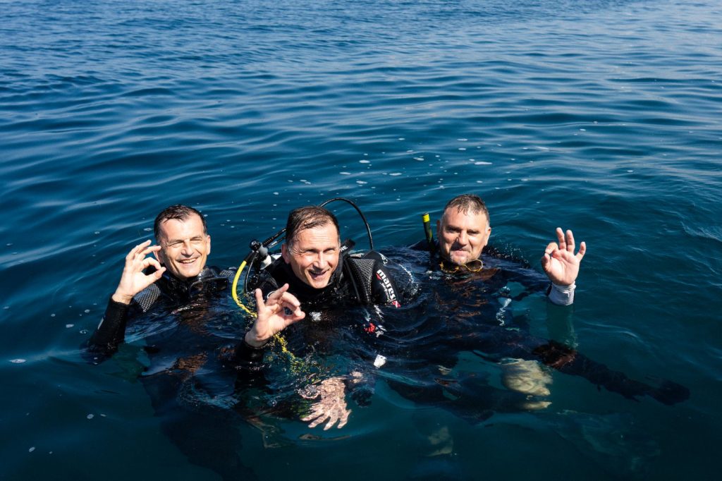 Članovi Ronilačkog kluba Nemo Adriatic i prof. dr. sc. Dragan Primorac / Foto: Ronilački klub Nemo Adriatic